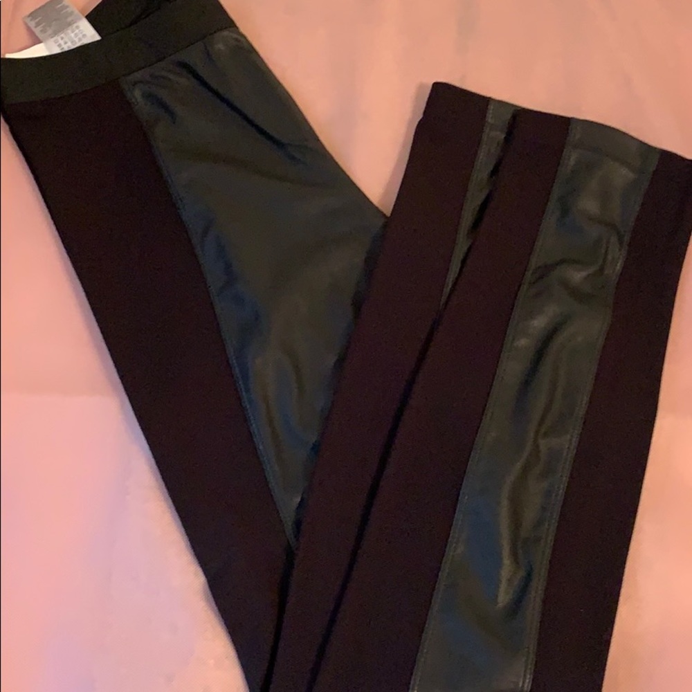 Faux leather legging